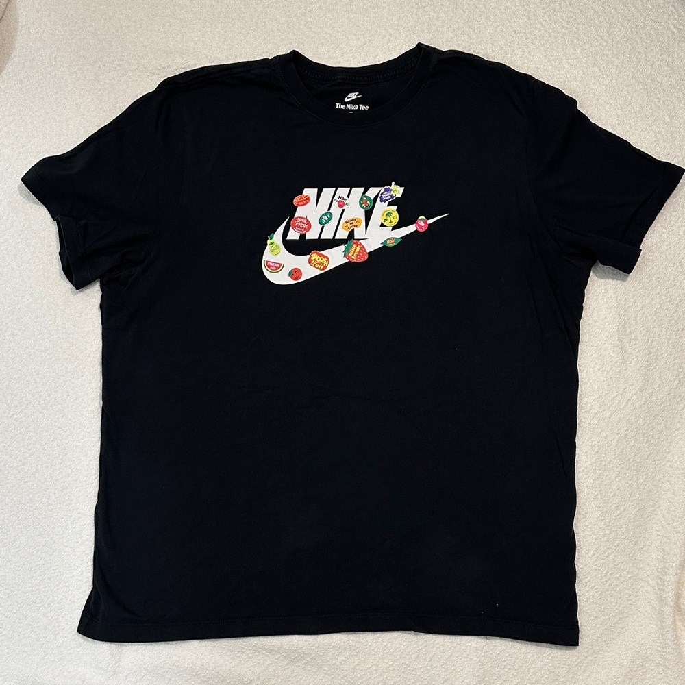 Nike Men's Black Tee with Colorful Graphic - XXL